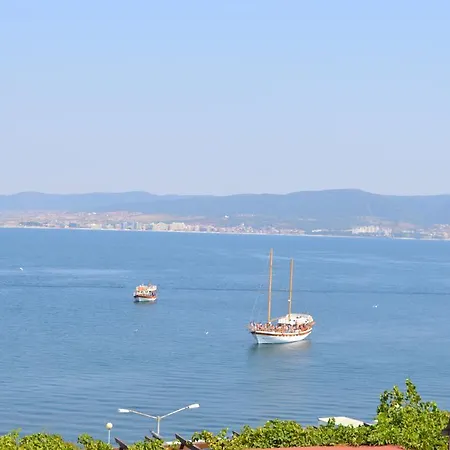 Saint George - Old Affittacamere Nesebar