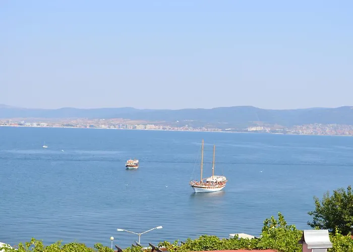 Saint George - Old Гостьовий будинок Несебир