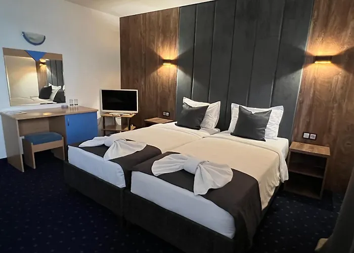 Saint George - Old Гостьовий будинок 3*