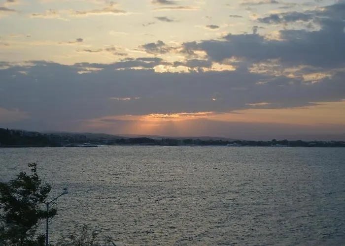 Saint George - Old Гостьовий будинок Несебир