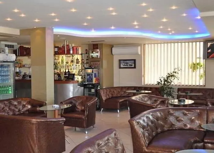 Гостьовий будинок Saint George - Old 3*